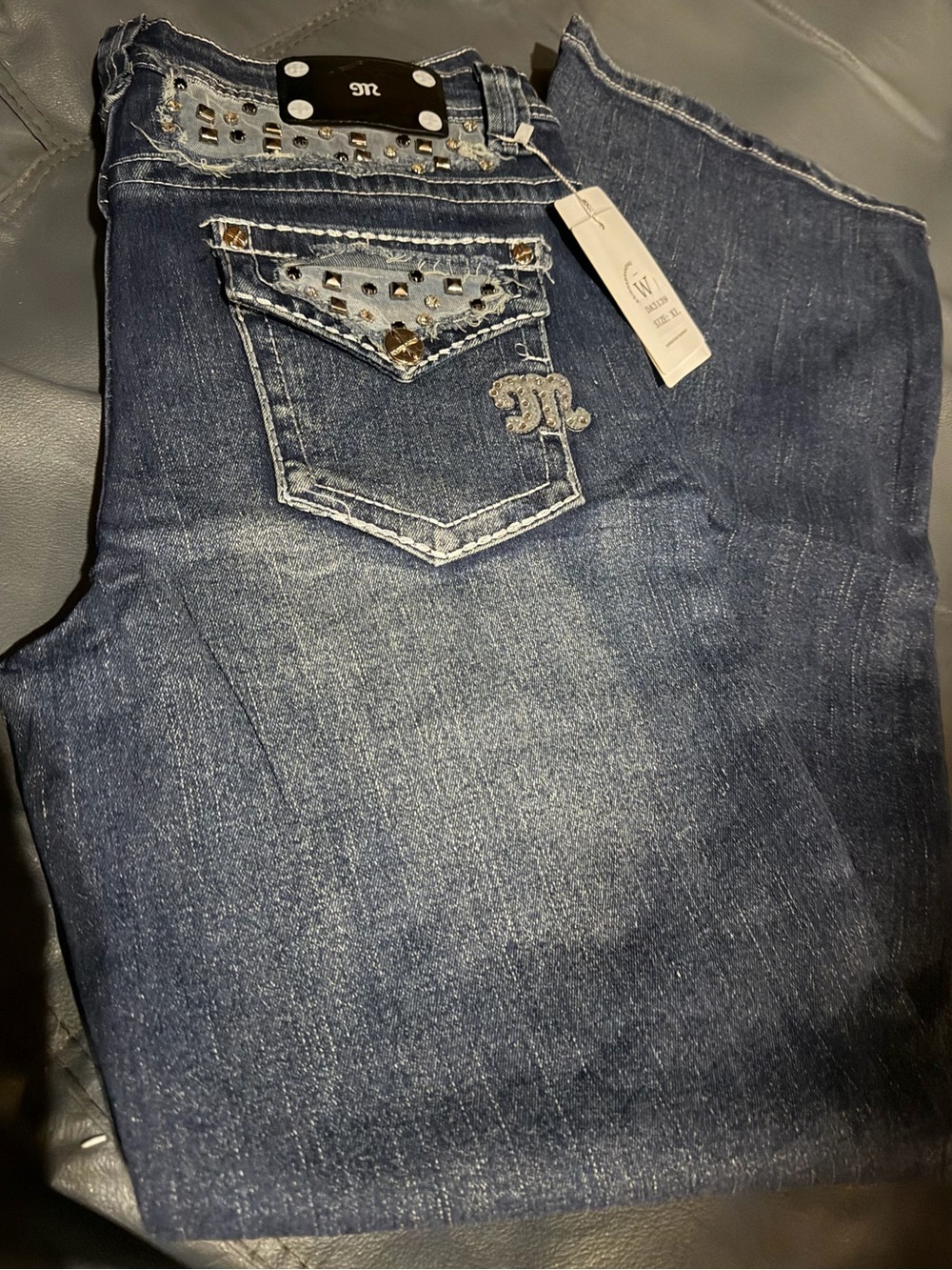 Women new w/tags  Blue Embellished Pocket Jeans -miss me on inside of waist!